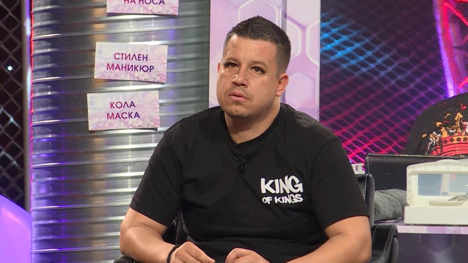 Колко знаят мъжете ви за необятния свят на вашите грим