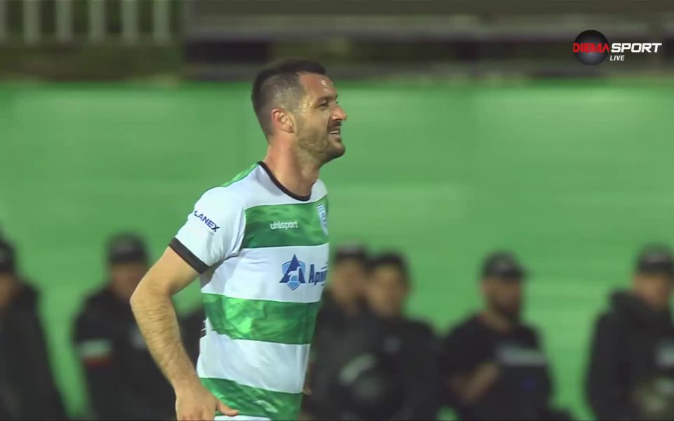 Отборът на Черно море води с 1:0 на Левски в