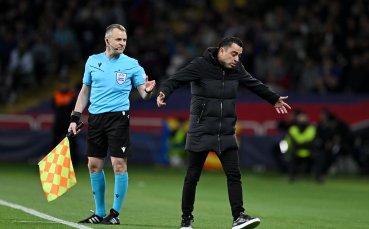 Мениджърът на Барселона Шави Ернандес бе изгонен с червен картон