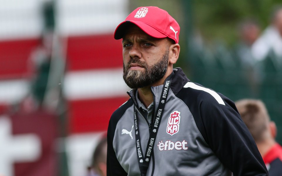 Монтана с изненадващ избор за нов треньор