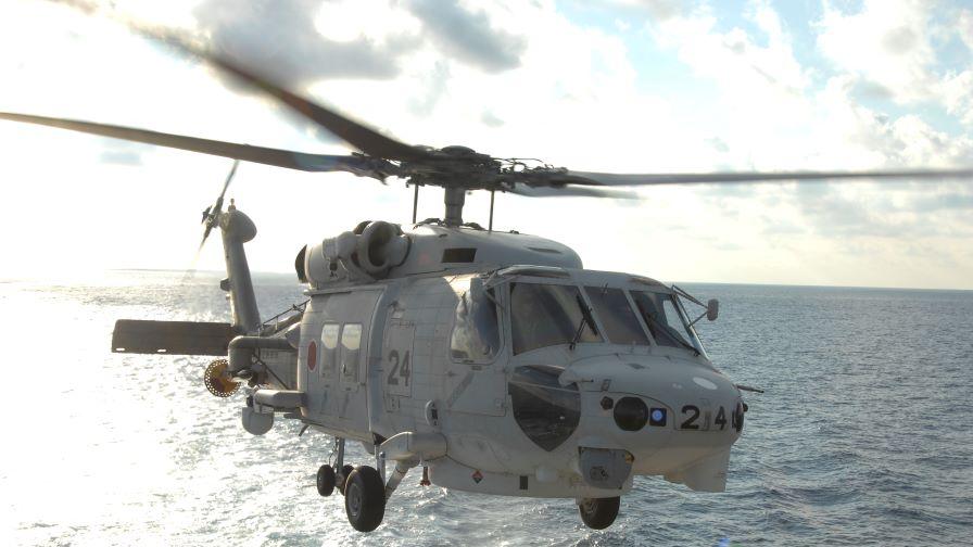 Хеликоптер на японските военноморски сили за самоотбрана