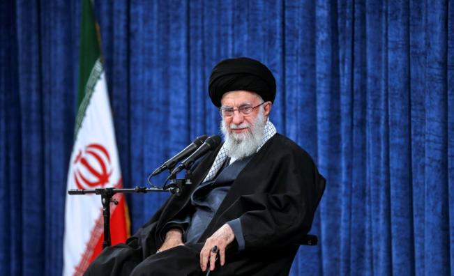 Иран след смъртта на Хаменей: Кой ще бъде новият върховен лидер?