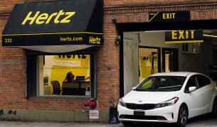 <p>Hertz планира да се отърве от още 10 000 е-коли</p>
