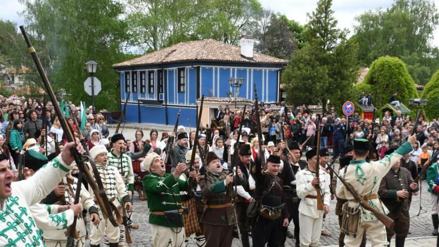 Историята оживява: Как България отбелязва 150 години от Априлското въстание