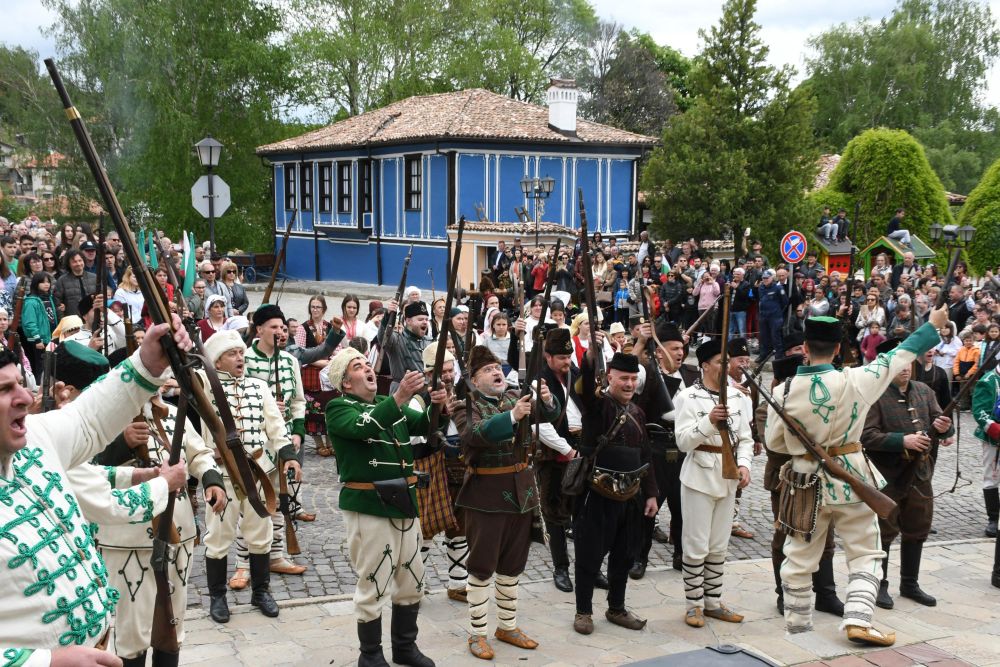 Историята оживява: Как България отбелязва 150 години от Априлското въстание