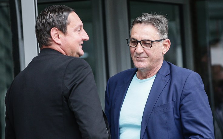 Клубовете се обединиха за чужденците, мисли се схема за младите българи