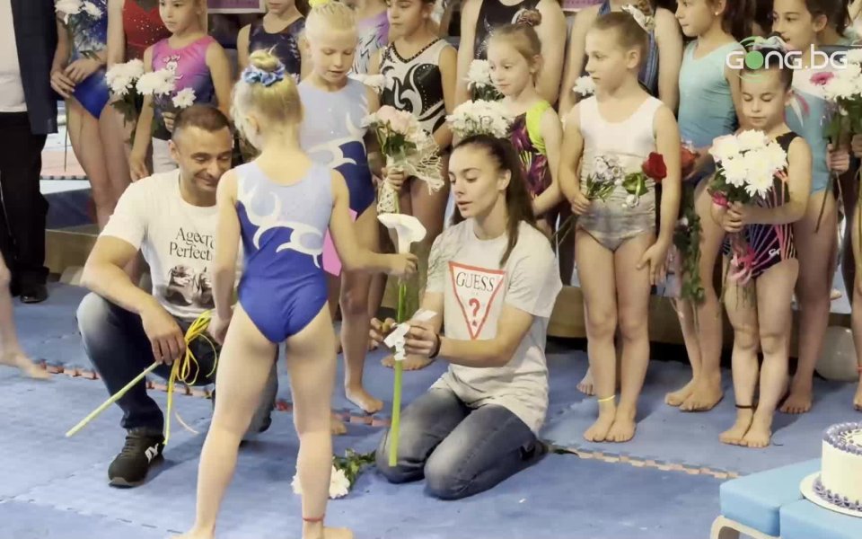 С мило посрещане бе изненадана европейската вицешампионка на прескок -