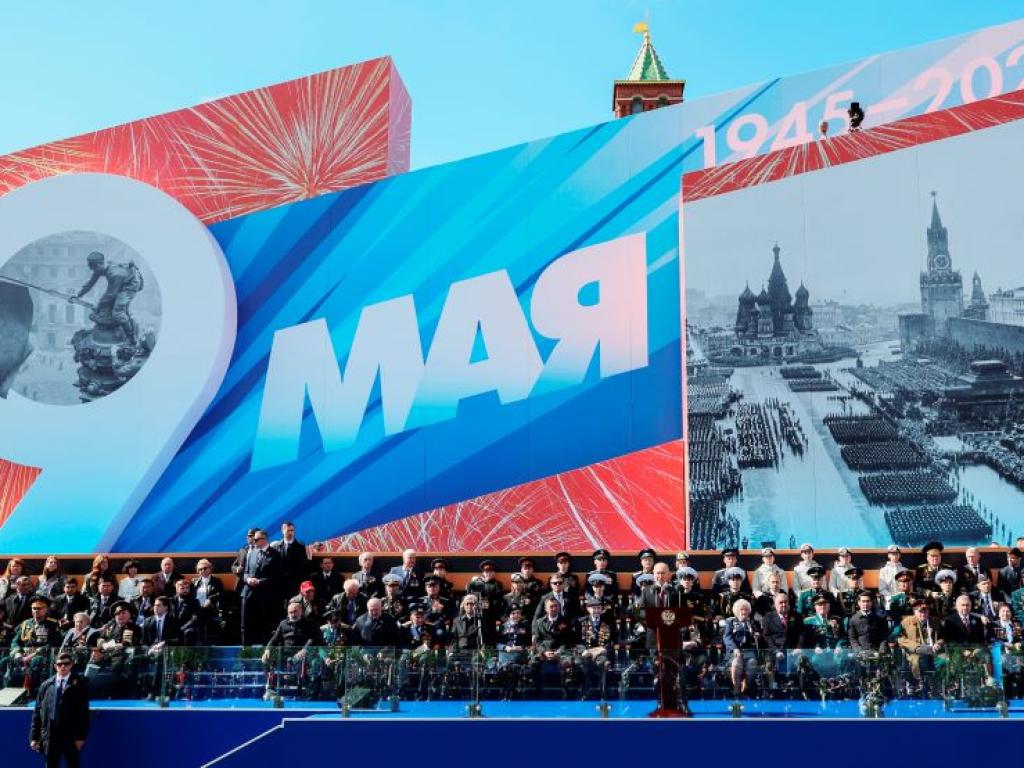 По традиция Русия отбеляза с военни паради Деня на победата