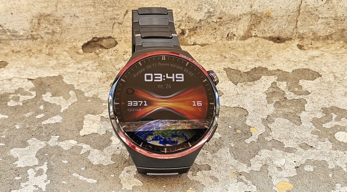 Huawei Watch 4 Pro Space Edition побира Вселената