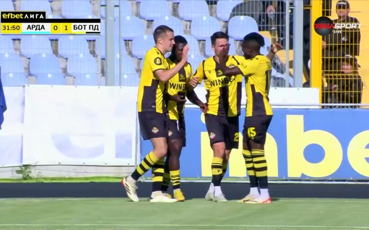 Уме Емануел откри за Ботев след грешка в защитата на Арда