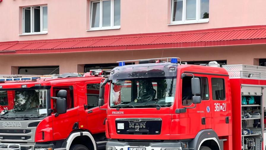<p>Пожар избухна в търговски център във Варшава (ВИДЕО/СНИМКИ)</p>