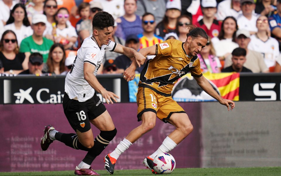 Валенсия направи равенство 0:0 у дома срещу Райо Валекано в