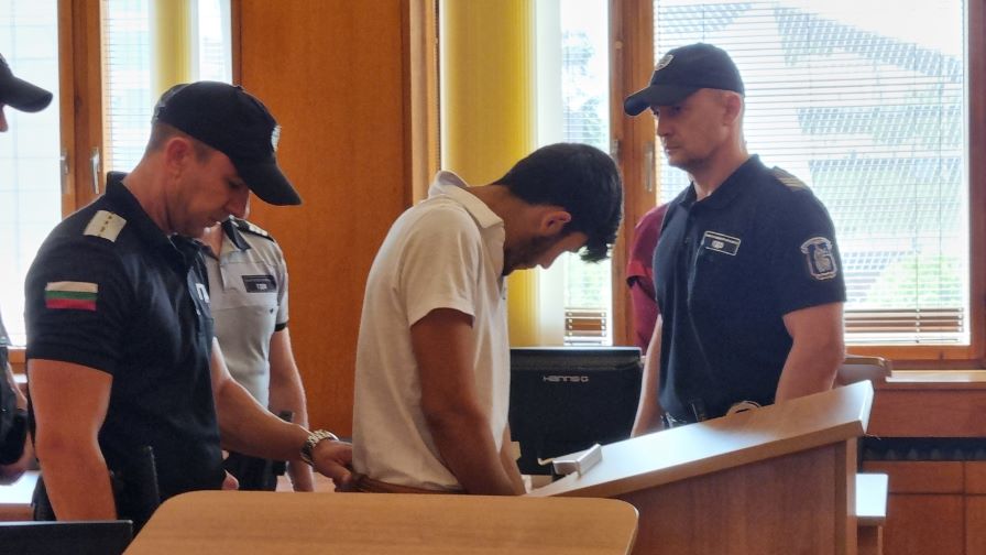 Апелативният съд разглежда присъдата на Омар Аднан за смъртта на двамата полицаи в Бургас