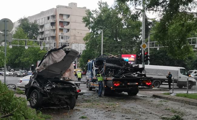 <p>Какво е състоянието на пострадалите след тежката катастрофа в Пловдив</p>