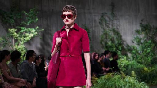 Палта, рокли и блясък: Gucci представи новата си колекция