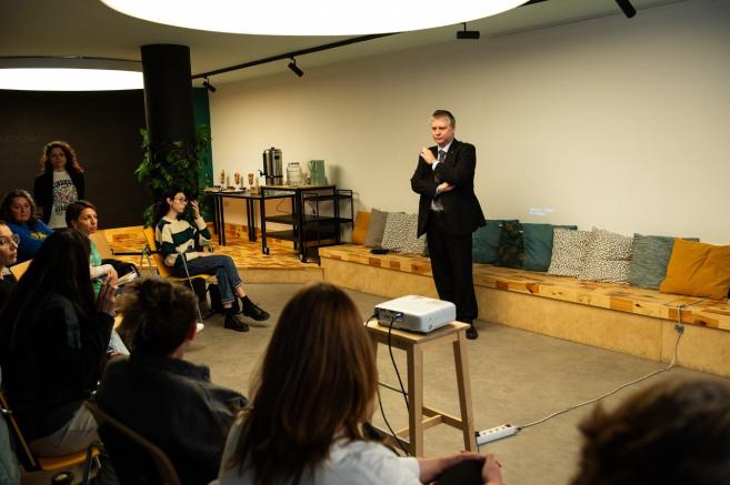  Любомир Аламанов 