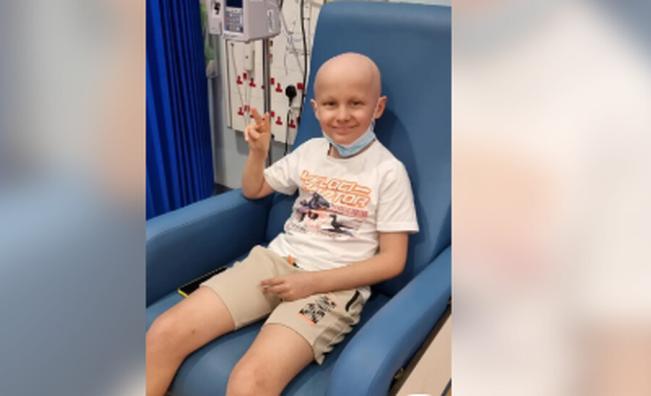Зов за помощ! 11-годишният Дани се бори с агресивен рак