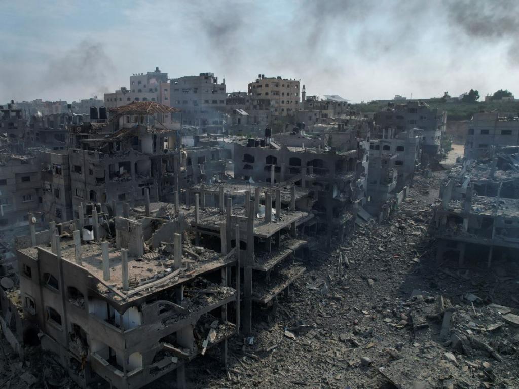 Израелските сили за отбрана ЦАХАЛ съобщиха че при въздушни удари