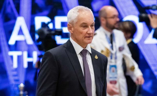 Нови рокади във властта в Русия: Путин уволни нов министър