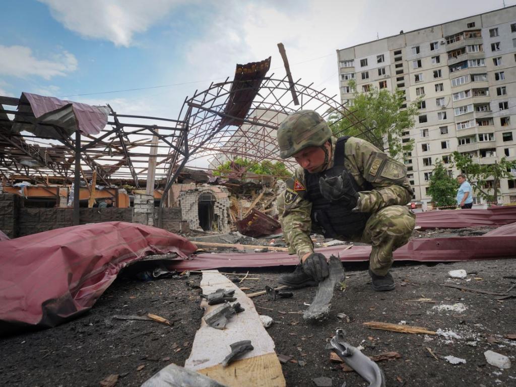 Руско нападение в украинския град Харков отне живота на двама