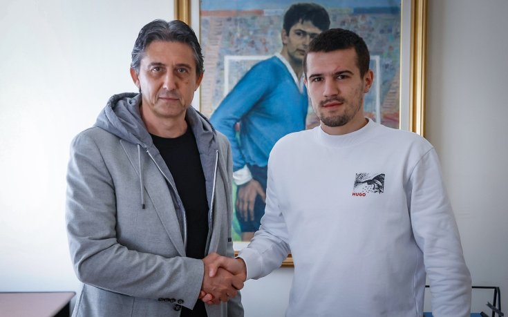 Официално: Марин Петков преподписа с Левски