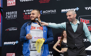Кирил Борисов изцеди лимон пред съперника си на кантара на MAX FIGHT 58