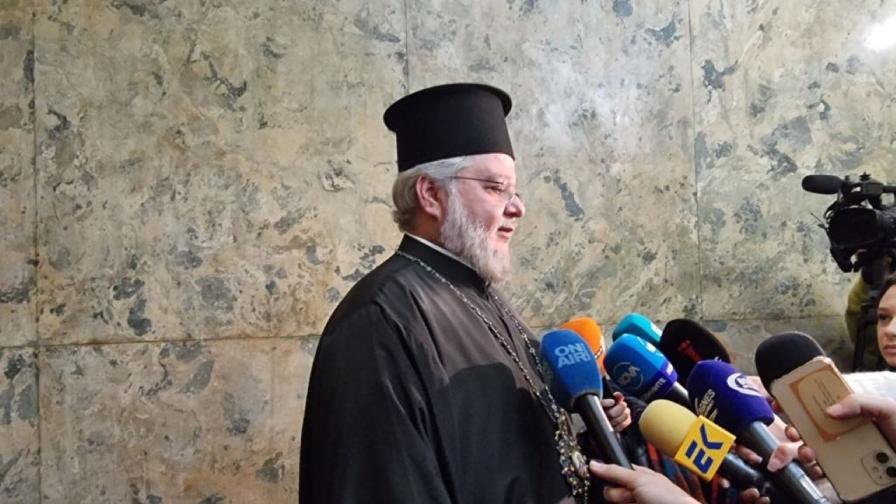 Светият синод избира сливенски митрополит между Арсений и Герасим