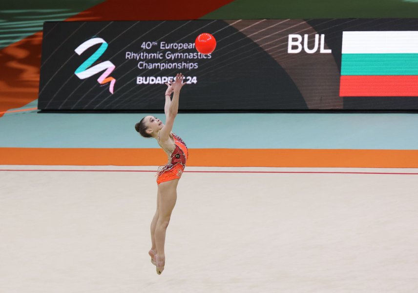 Стилияна Николова с пето място на финала на топка на1