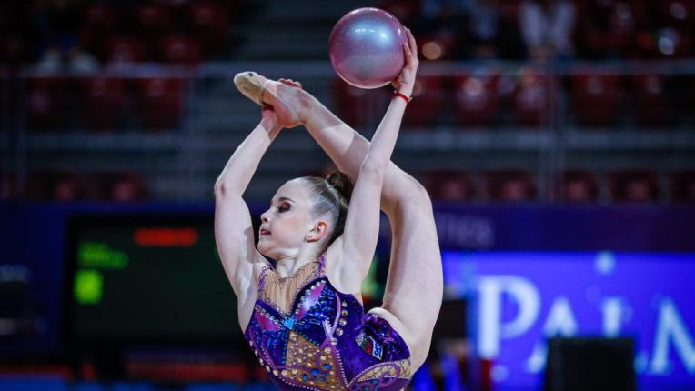  Златната ни горделивост: 10 обстоятелството за Стилияна Николова 