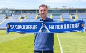 Станислав Генчев разкри част от трансферните планове на Левски