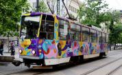 Трамвай на приказките вече вози малки и големи в София