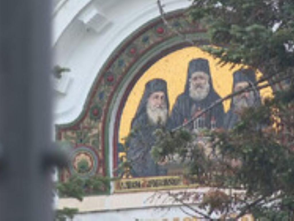 Руската патриаршия излезе с остра санкция срещу петима наши митрополити
