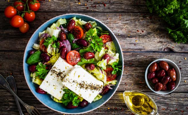 Проучване: Средиземноморската диета може да помогне на жените да живеят по-дълго