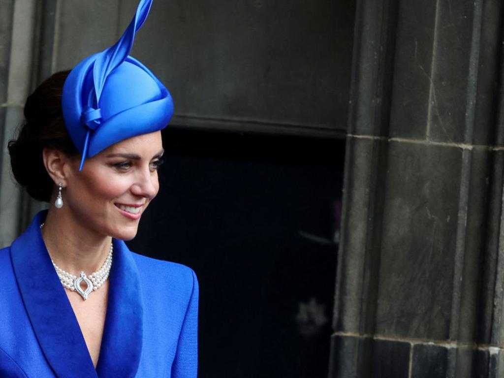 Британската принцеса Кейт която страда от рак обяви че ще