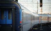 Влак с пътници дерайлира край Копривщица