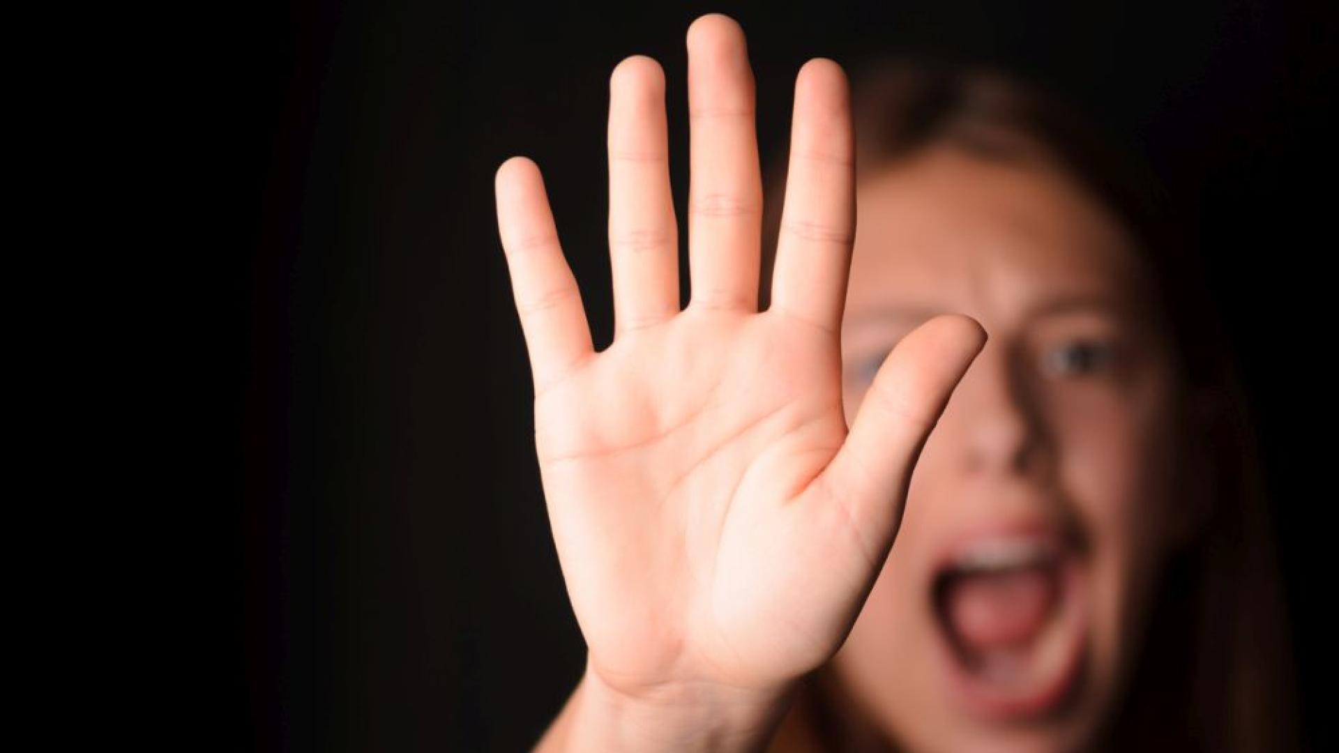 Полицията в Благоевград установи непълнолетно момиче което е нанесло побой