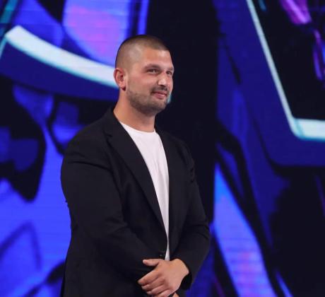 Всички ние сме в трескаво очакване на финала на най популярния