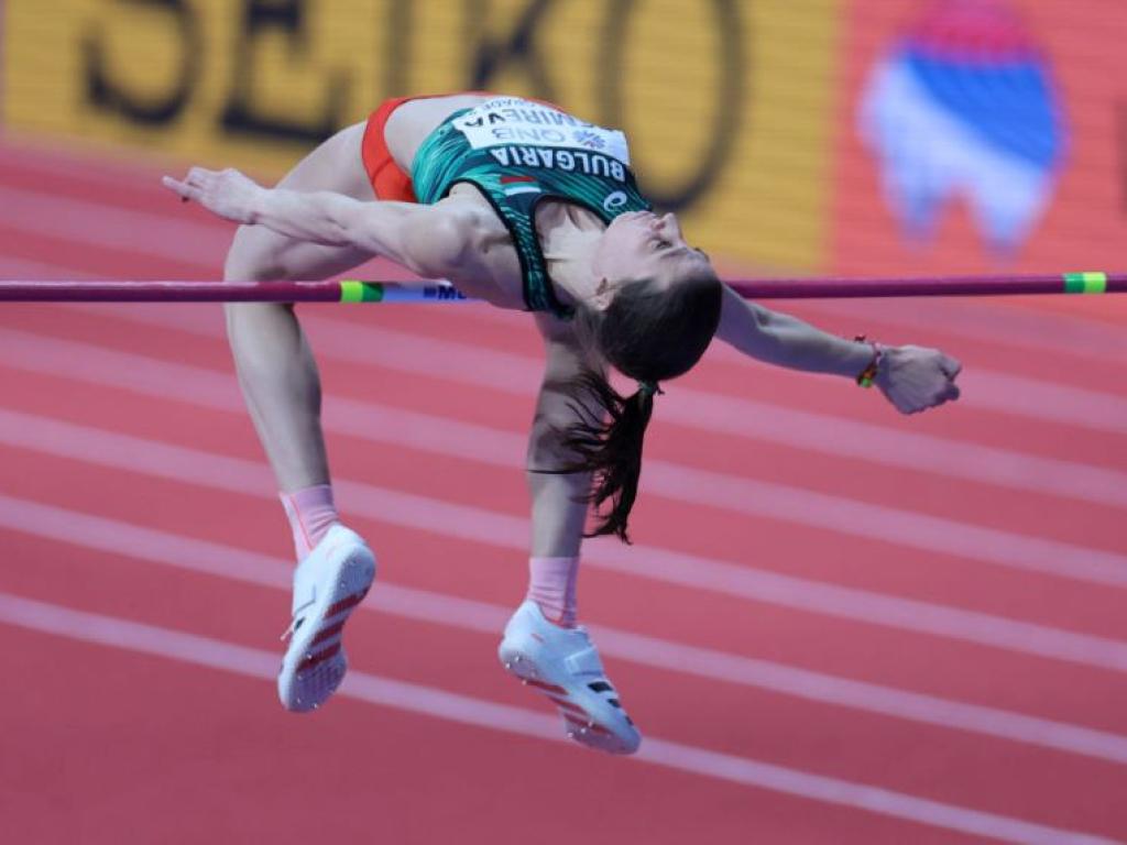 Българката Мирела Демирева преодоля квалификациите на скока на височина за