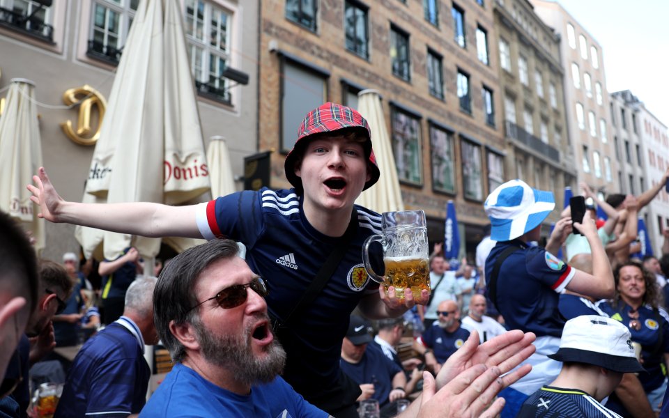 Фенове на Шотландия