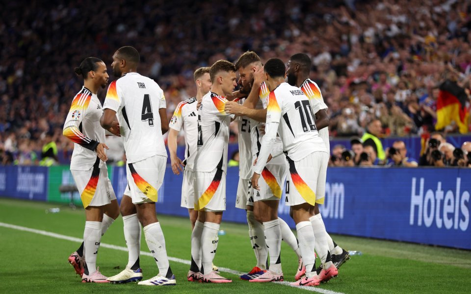 Германия и Шотландия играят при 4:0 на старта на UEFA