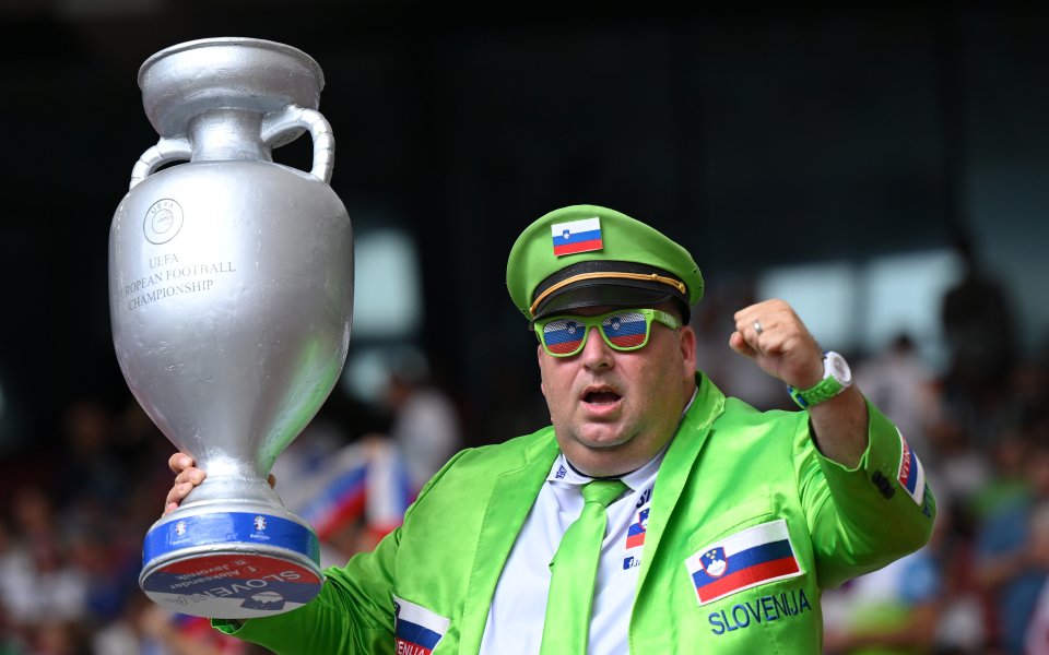 Словения се изправя срещу Дания в двубой от група С