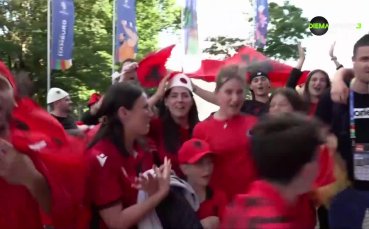 Феновете на Албания демонстрираха страхотно настроение след равенството 2 2