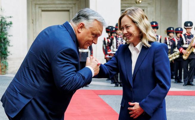 Виктор Орбан смути Джорджа Мелони