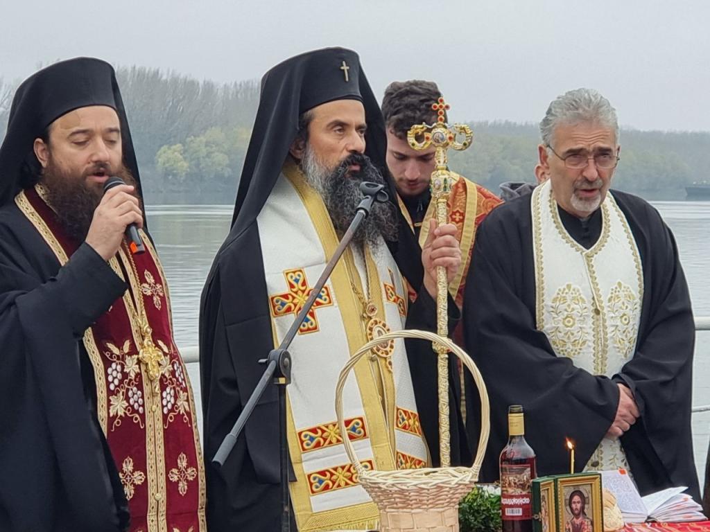 Негово Светейшество Патриарх Даниил се помоли на Бог да изпрати