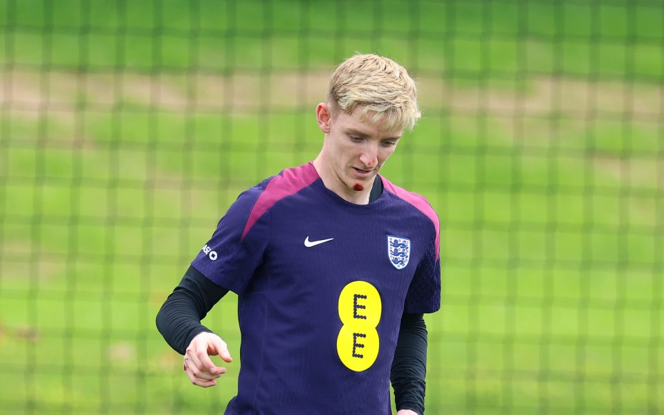 Нюкасъл Юнайтед е бил готов да продаде Антъни Гордън на