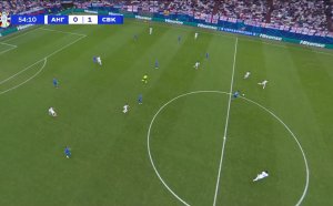 Безумие в защита на Англия едва не доведе до втори гол за Словакия (видео)