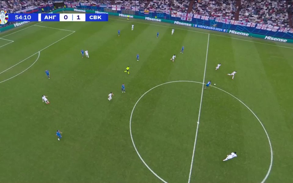 Англия беше близо до това да допусне втори гол в