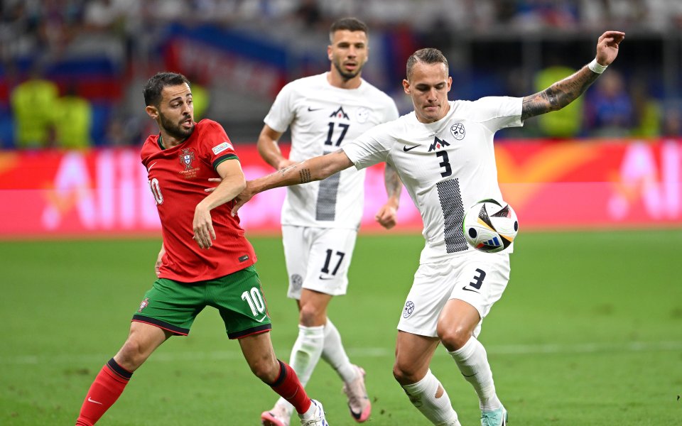 Португалия и Словения играят при резултат 0:0 в осминафинален сблъсък