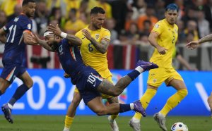ГЛЕДАЙ НА ЖИВО: Румъния 0:1 Нидерландия, супер гол на Гакпо
