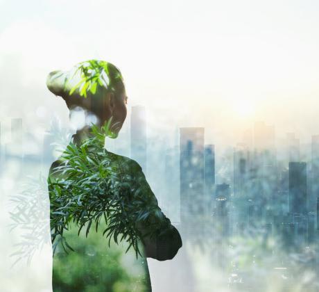 На външен вид Мирослава Велева Радкова изглежда крехка красива и миловидна